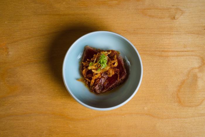 Tuna crudo with crispy onions